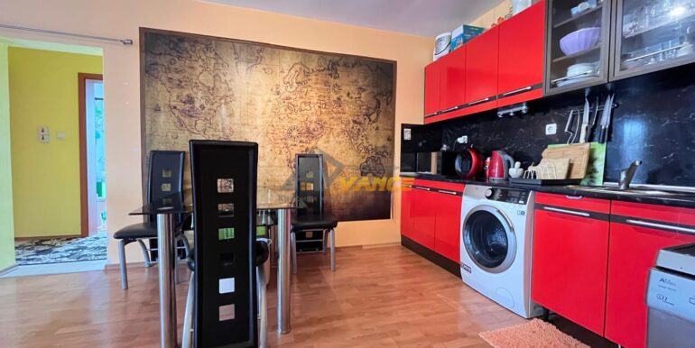 Ravda-2-bedroom-parking14