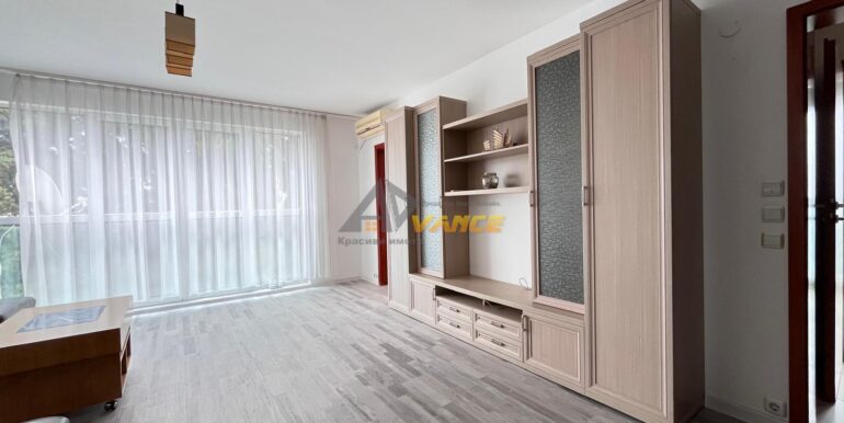Ravda-2-bedroom-parking2