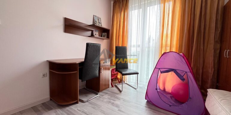 Ravda-3-bedroom-parking5