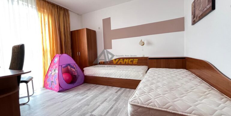 Ravda-3-bedroom-parking9