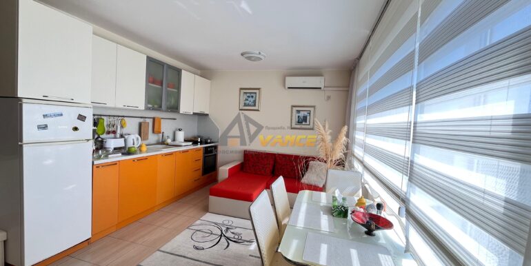 Nesebr-rent-elevator-sea-aurelia0