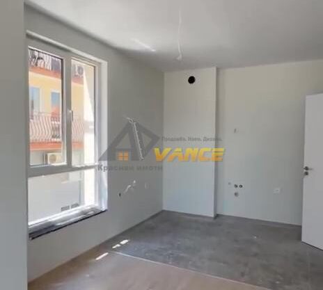 Двухкомнатная квартира с террасой без таксы поддержки в ЖК „Roca Residence 1“, Равда